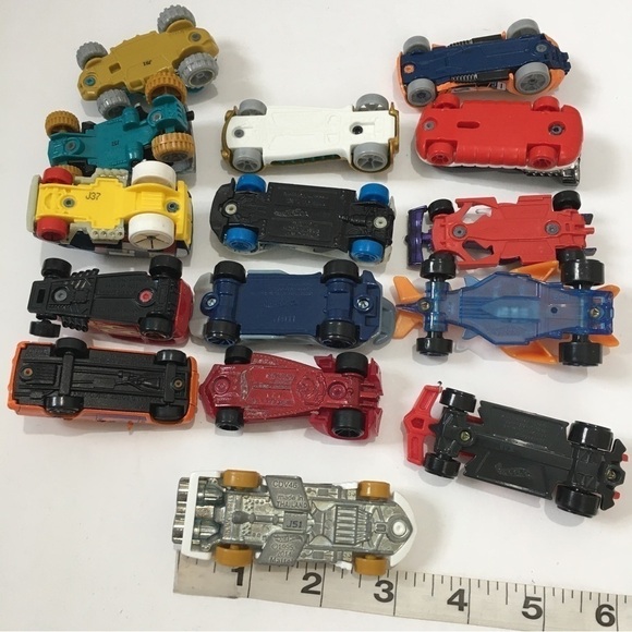 Mattel Vehicles Hot Wheels Diecast Car Lot of 15 Cars Vehicles - Picture 14 of 15